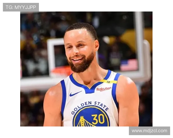 库里回望17载生涯仍要坚持 库里回望17载生涯仍要坚持